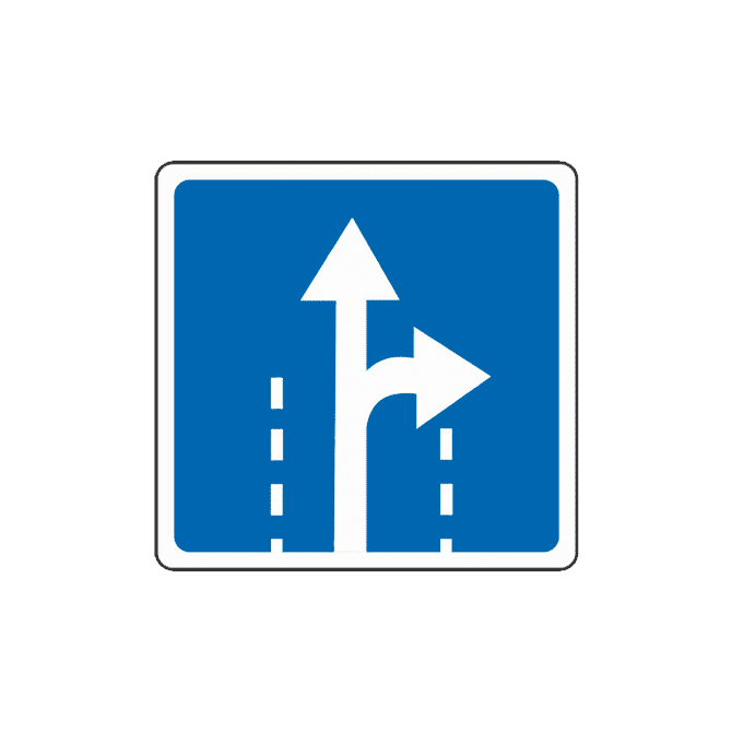 Направление движения на перекрестке прямое и направо